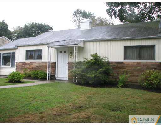 4 Windsor Road Edison, NJ 08817 - Photo 1 of 10