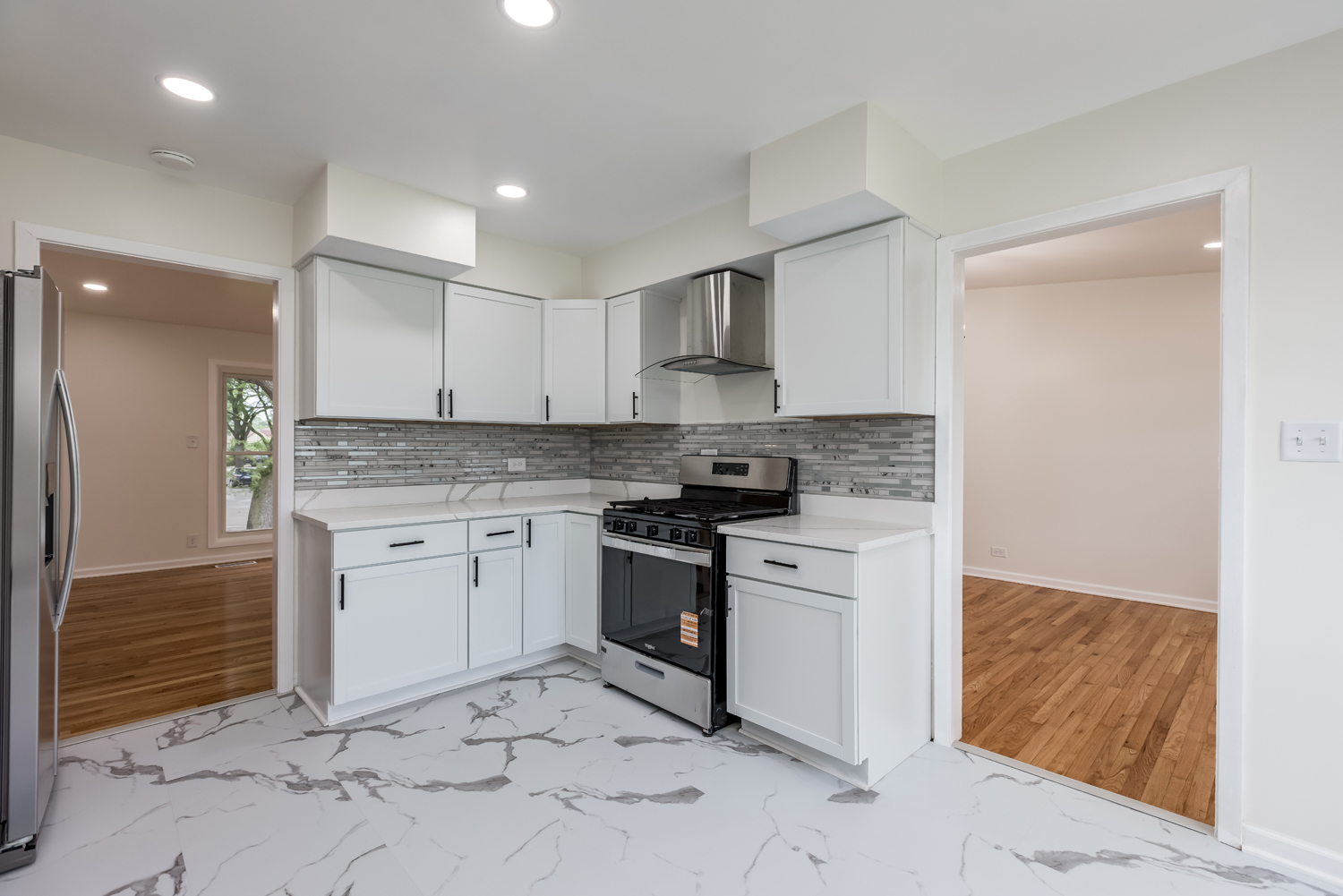 7745 Beckwith Road Morton Grove, IL 60053 - Photo 19 of 41