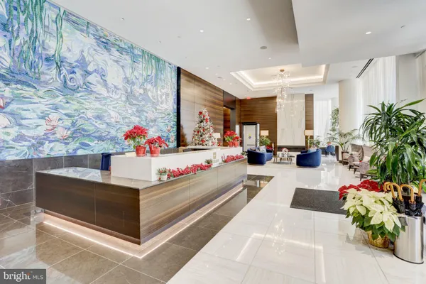 $9,800 | 301 South Broad Street, Unit 1201, Philadelphia, PA 19107
