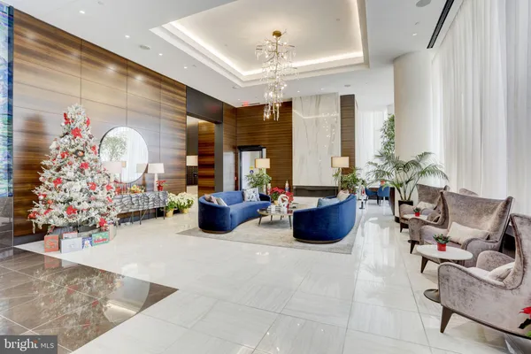 $9,800 | 301 South Broad Street, Unit 1201, Philadelphia, PA 19107
