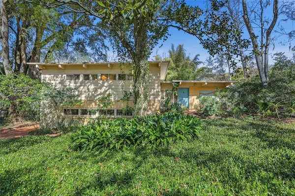 $1,055,000 | 2074 Northwest 11th Road, Gainesville, FL 32605