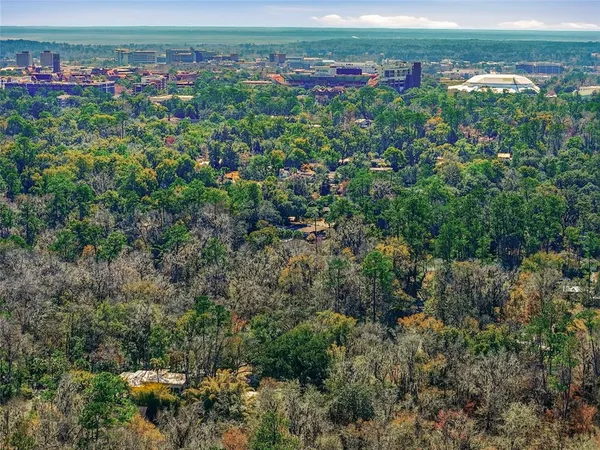 $1,055,000 | 2074 Northwest 11th Road, Gainesville, FL 32605