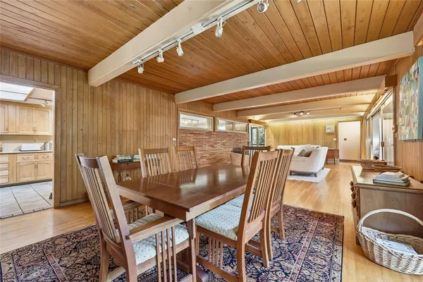 $1,055,000 | 2074 Northwest 11th Road, Gainesville, FL 32605