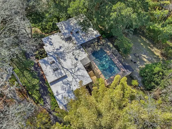 $1,055,000 | 2074 Northwest 11th Road, Gainesville, FL 32605