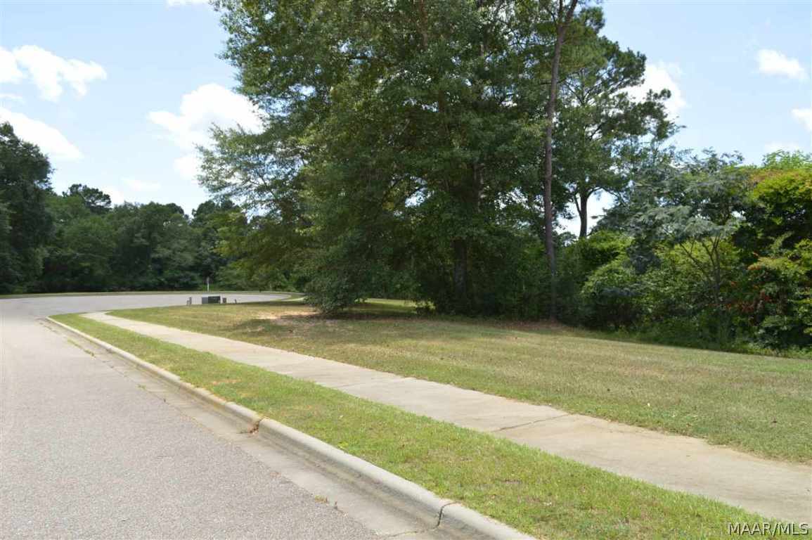 302 Rabbit Run Enterprise, AL 36330 - Photo 19 of 36 Gallery Image 19