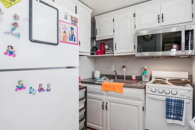 $379,000 | 1 McGrew Grove, Kansas City, KS 66101