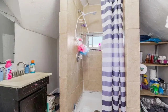 $379,000 | 1 McGrew Grove, Kansas City, KS 66101