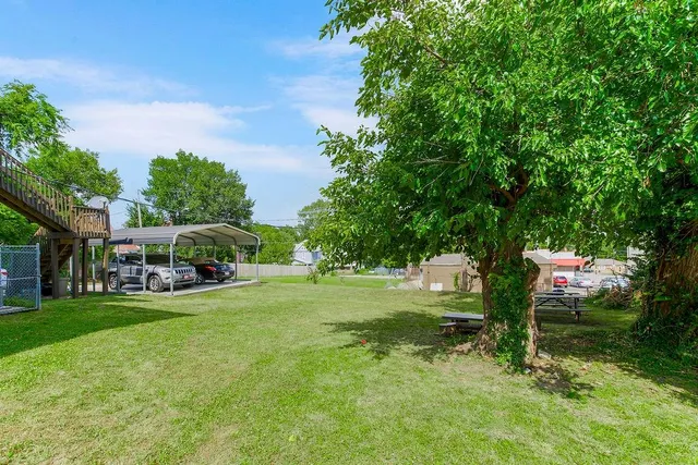 $379,000 | 1 McGrew Grove, Kansas City, KS 66101