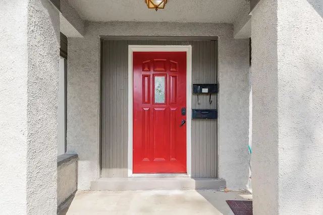 $379,000 | 1 McGrew Grove, Kansas City, KS 66101