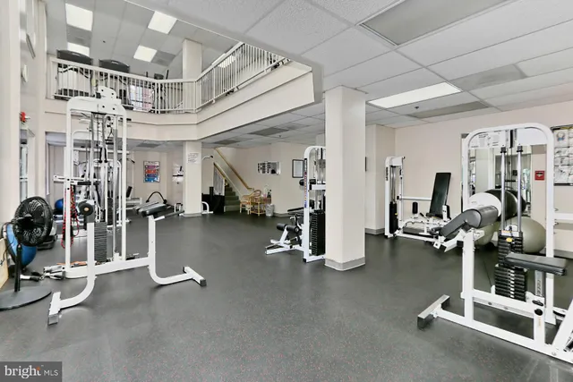 $425,000 | 2121 Jamieson Avenue, Unit 710, Alexandria, VA 22314