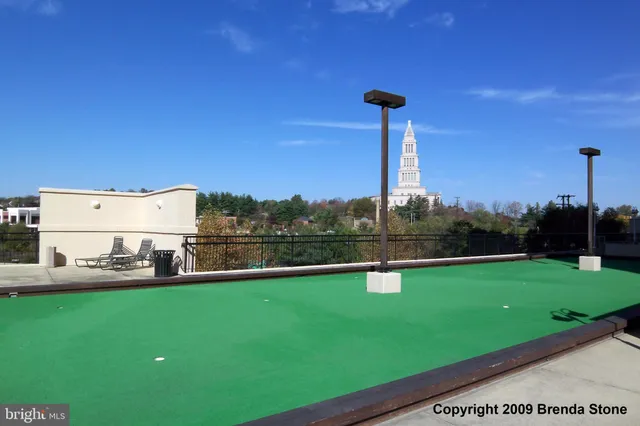 $425,000 | 2121 Jamieson Avenue, Unit 710, Alexandria, VA 22314