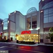 $425,000 | 2121 Jamieson Avenue, Unit 710, Alexandria, VA 22314