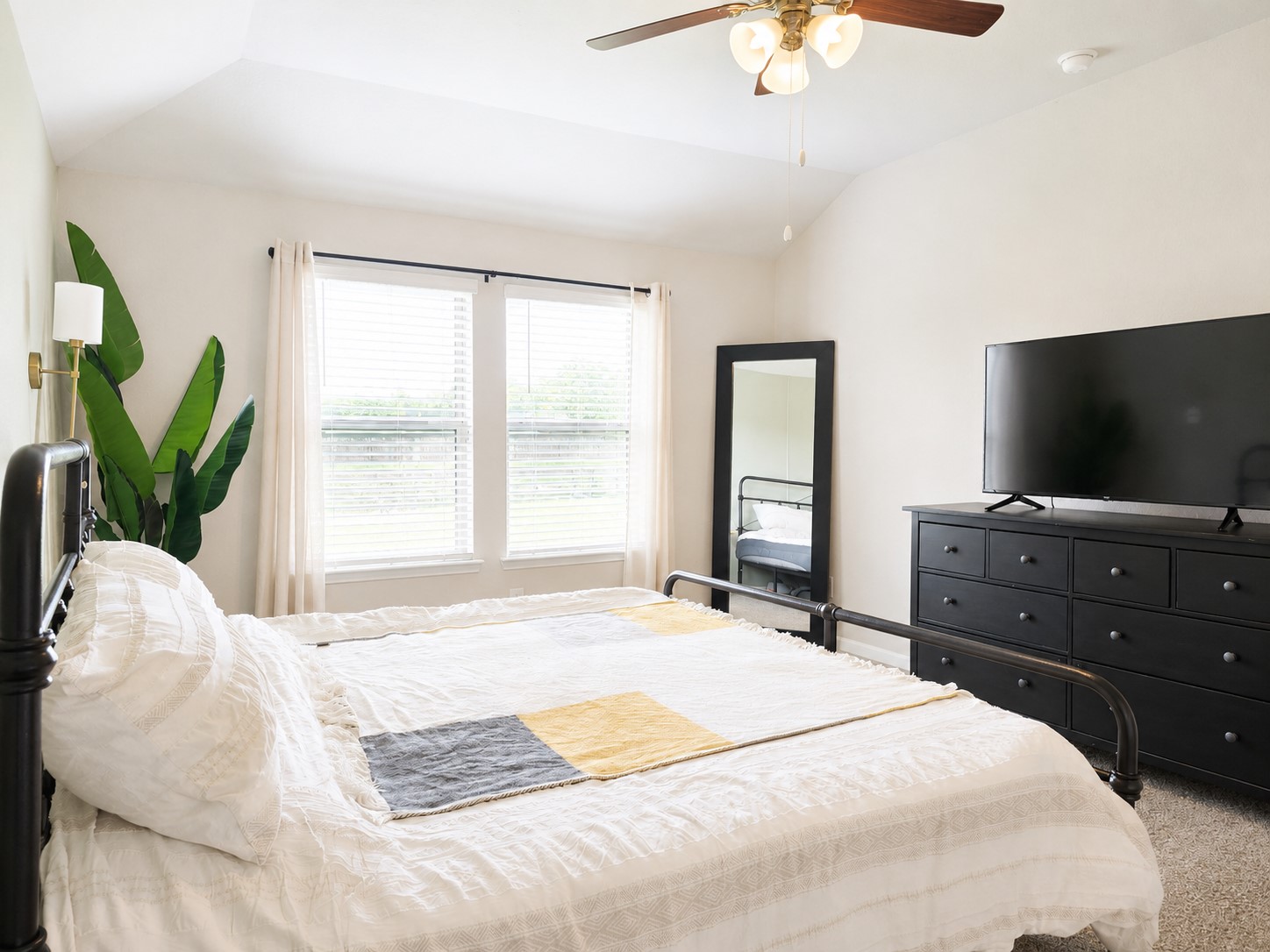 519 Kickapoo Drive Anahuac, TX 77514 - Photo 11 of 23