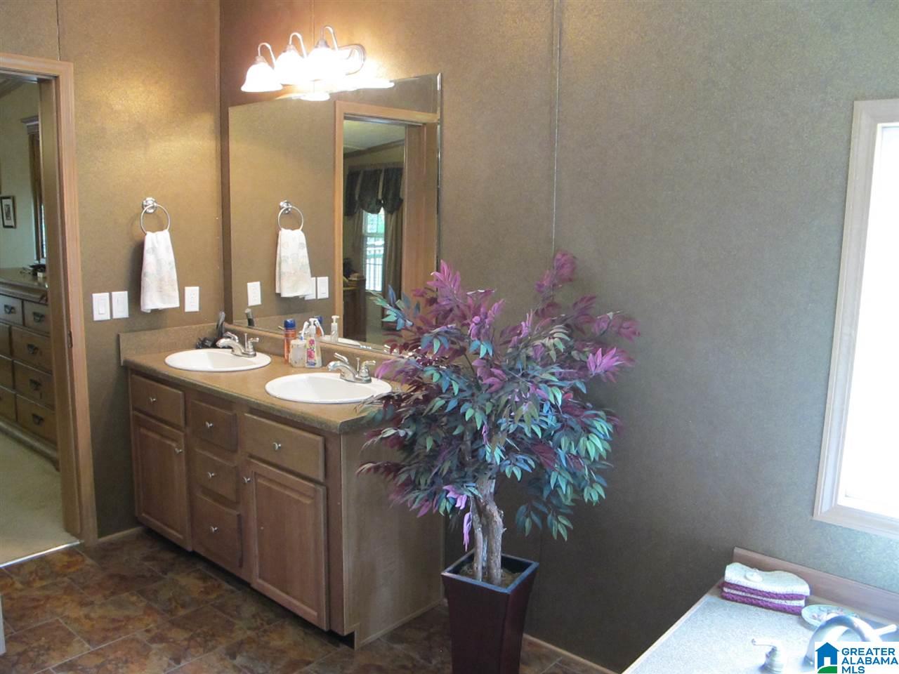 8101 County Road 25 Heflin, AL 36264 - Photo 16 of 35