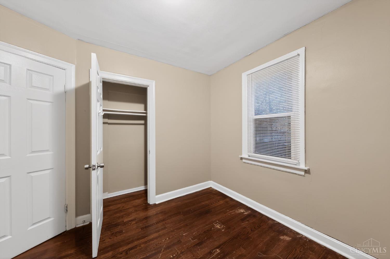1166 Groesbeck Road Cincinnati, OH 45224 - Photo 20 of 33