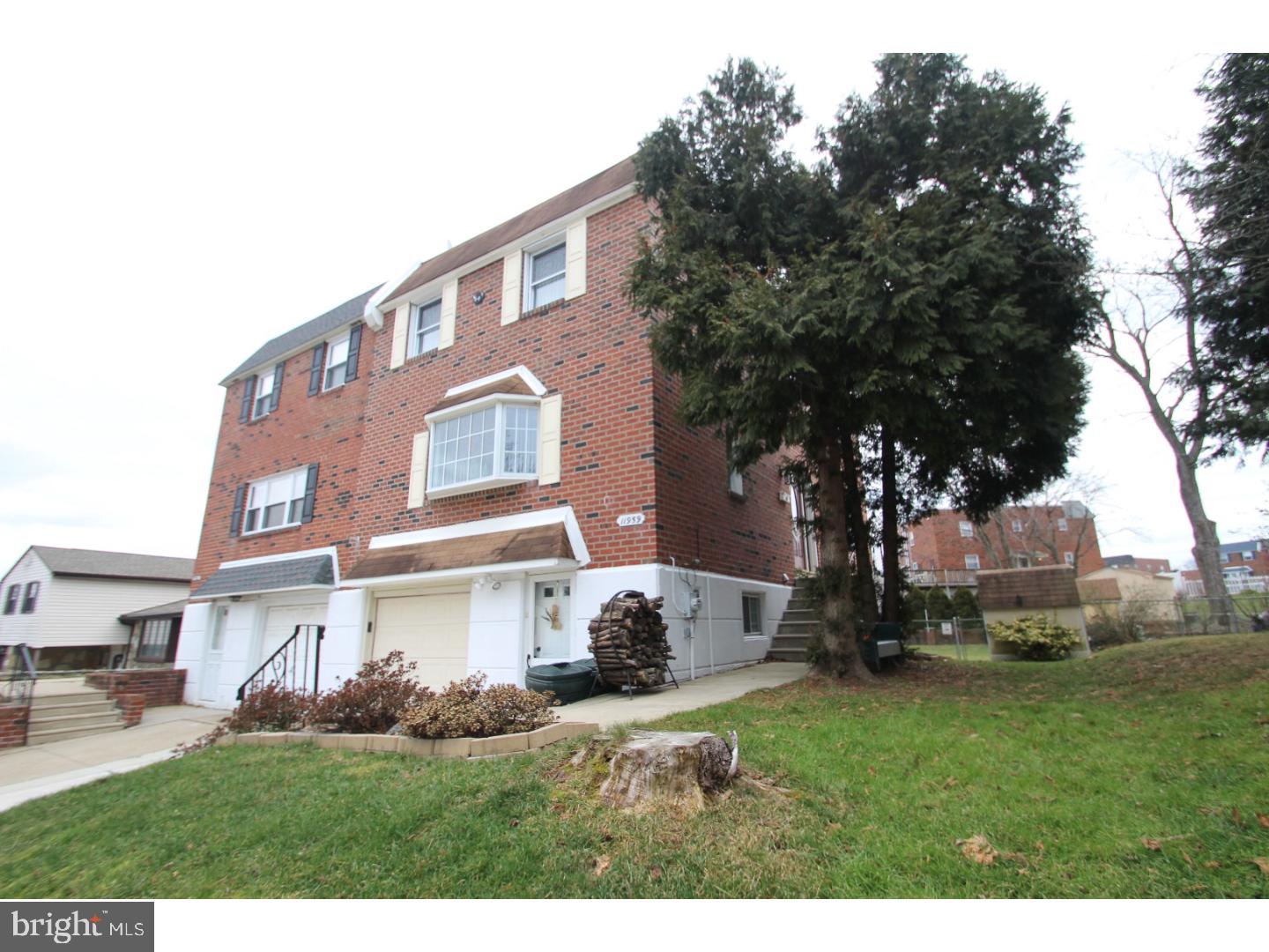 11959 Dumont Road Philadelphia, PA 19116 - Photo 1 of 25 Gallery Image 1
