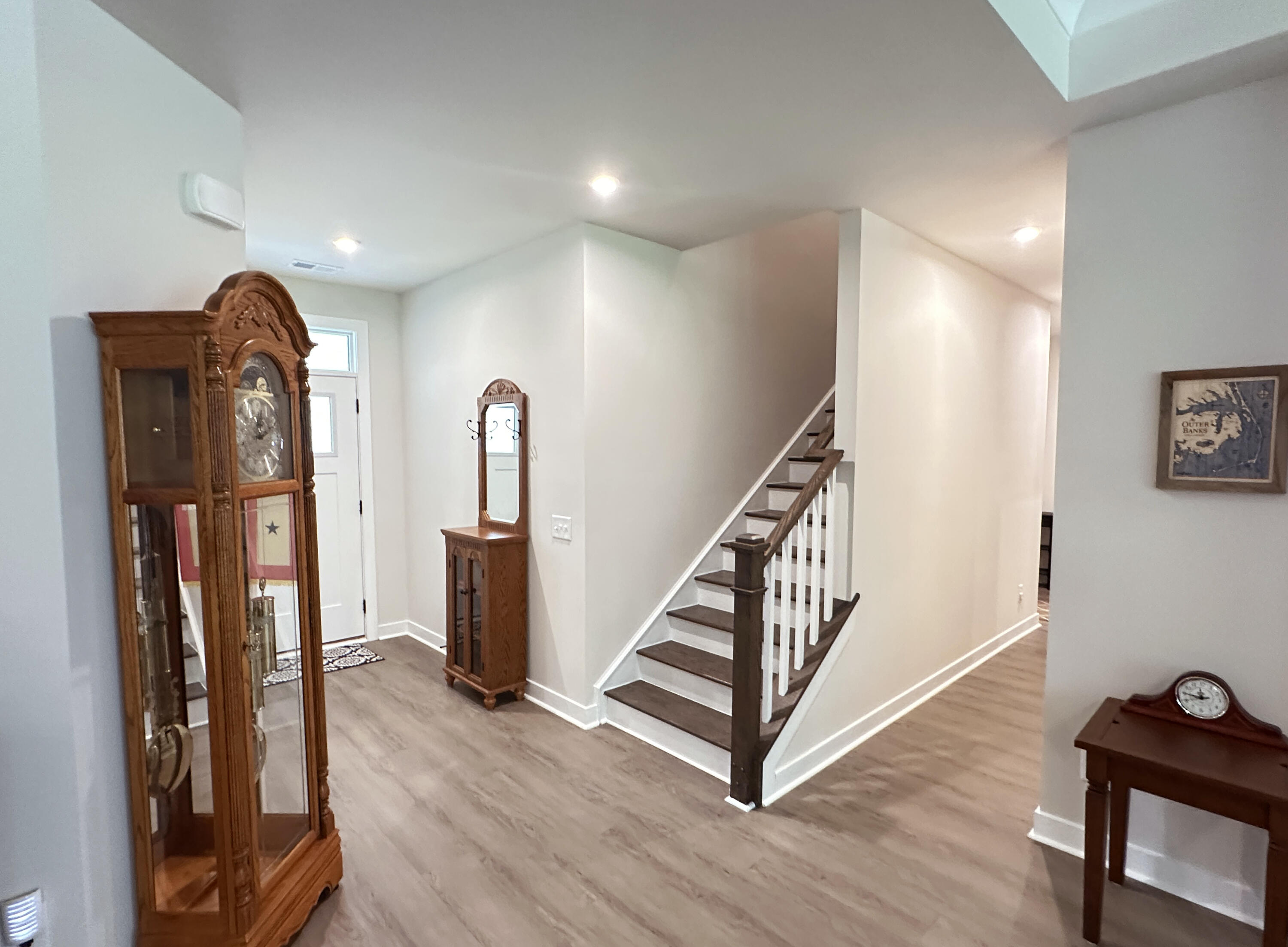 983 Awendaw Lakes Boulevard Awendaw, SC 29429 - Photo 15 of 64 Foyer