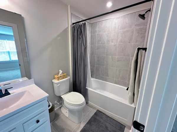 $819,900 | 983 Awendaw Lakes Boulevard, Awendaw, SC 29429