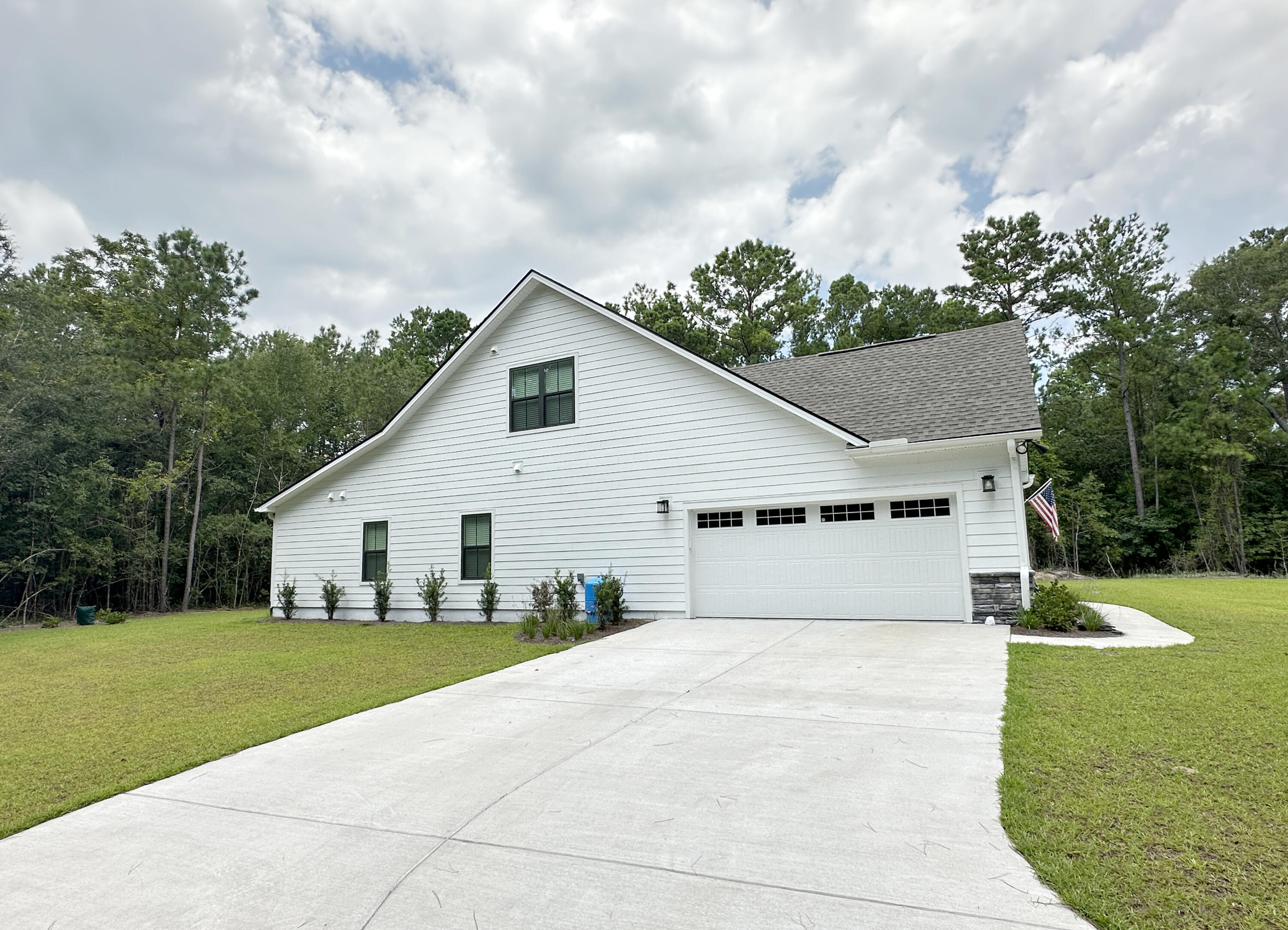 983 Awendaw Lakes Boulevard Awendaw, SC 29429 - Photo 46 of 64 Driveway
