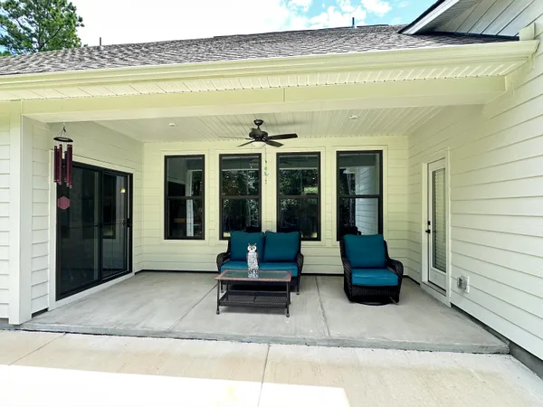 $819,900 | 983 Awendaw Lakes Boulevard, Awendaw, SC 29429