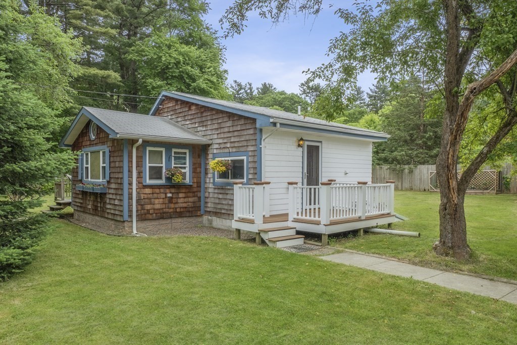 7 Chestnut Road Norfolk, MA 02056 - Photo 22 of 30 Gallery Image 22