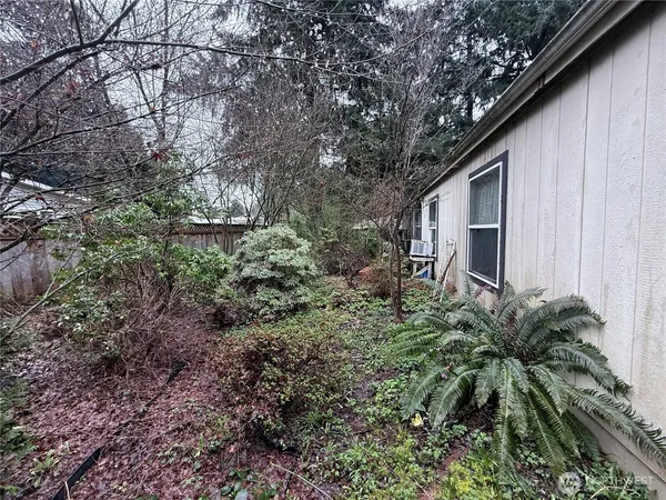 $230,000 | 12417 207th Avenue East, Bonney Lake, WA 98391