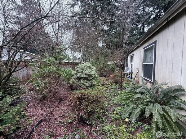 $230,000 | 12417 207th Avenue East, Bonney Lake, WA 98391