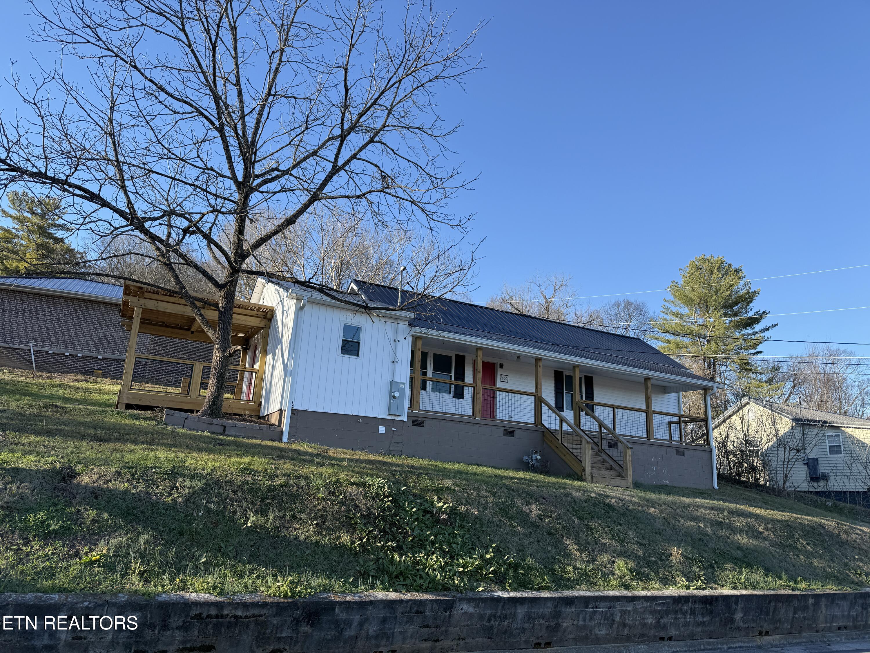 400 Collins Street Loudon, TN 37774 - Photo 1 of 22 400 Collins St