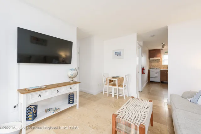 $1,875 | 455 Ocean Boulevard, Unit 26, Long Branch, NJ 07740