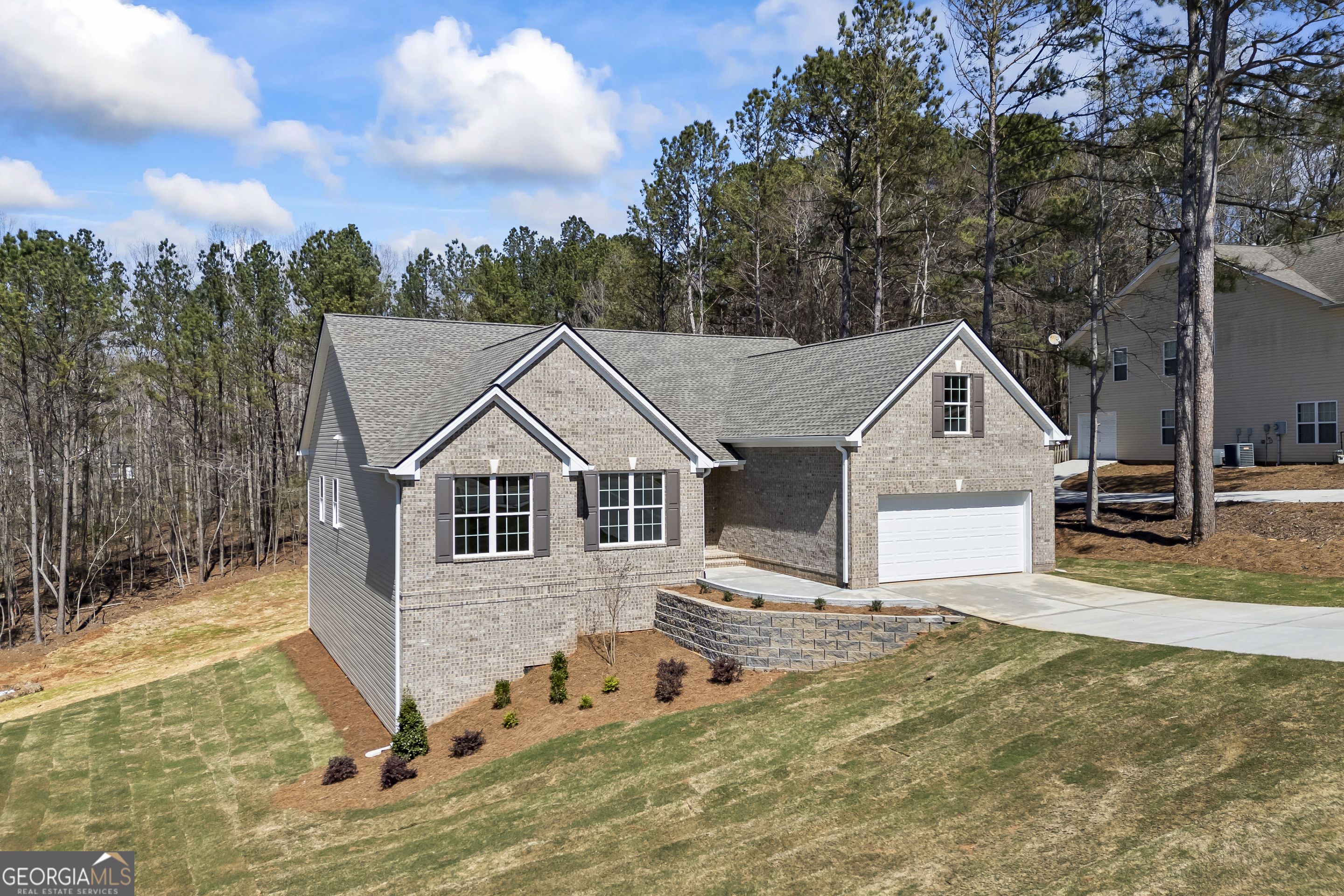 1229 Morgans Run Monroe, GA 30656 - Photo 11 of 54