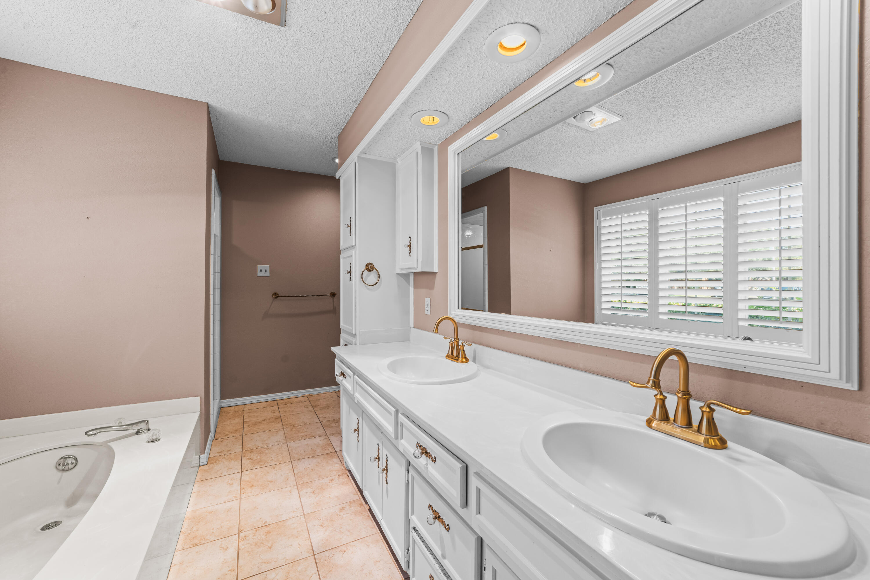 5012 93rd Street Lubbock, TX 79424 - Photo 11 of 22 DSC09870