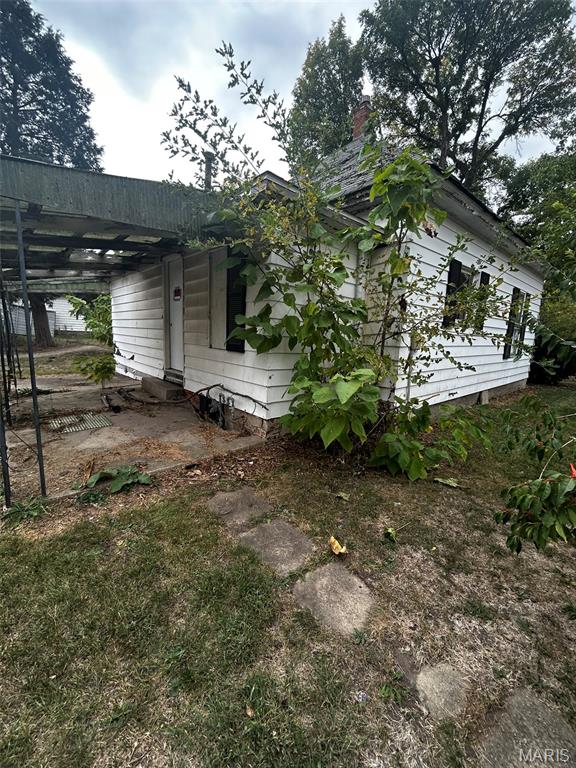 529 North 2nd Street Witt, IL 62094 - Photo 14 of 51