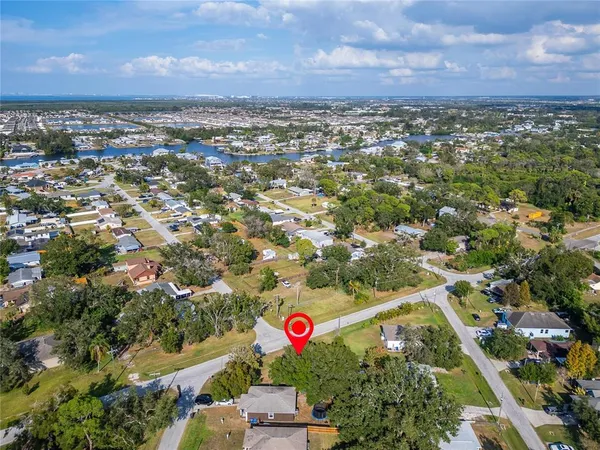 $69,000 | 1104 East College Avenue, Ruskin, FL 33570