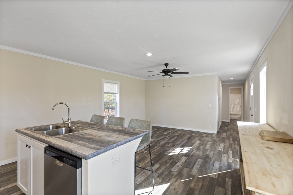 148 Dean Road Westminster, SC 29693 - Photo 8 of 39