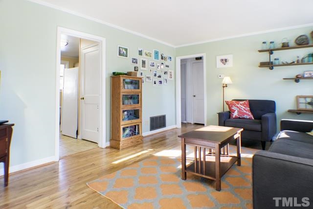 704 New Road Raleigh, NC 27608 - Photo 5 of 20