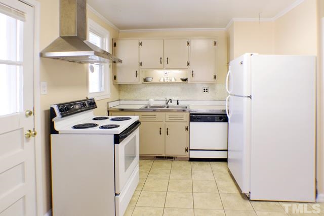 704 New Road Raleigh, NC 27608 - Photo 6 of 20