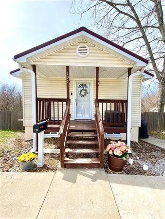$182,000 | 705 North Adams Avenue, Knob Noster, MO 65336