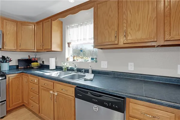 $182,000 | 705 North Adams Avenue, Knob Noster, MO 65336
