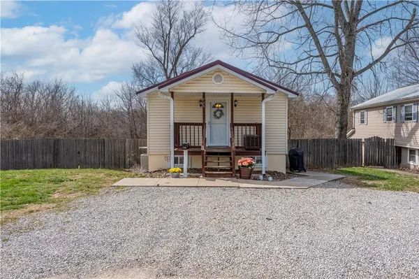 $182,000 | 705 North Adams Avenue, Knob Noster, MO 65336