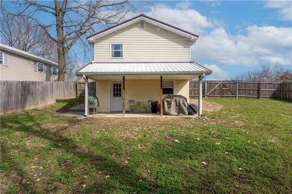 $182,000 | 705 North Adams Avenue, Knob Noster, MO 65336