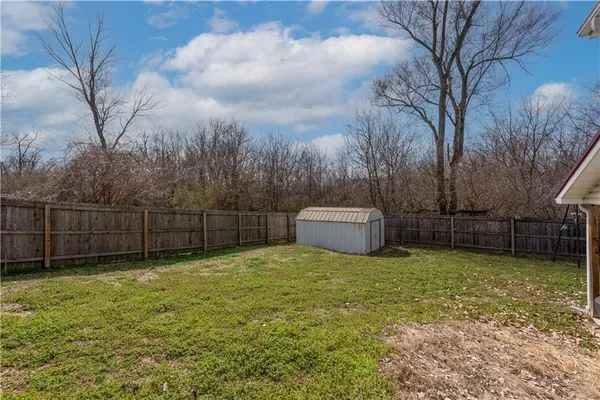 $182,000 | 705 North Adams Avenue, Knob Noster, MO 65336