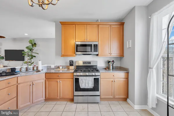 $499,999 | 126 Melanie Way, Manahawkin, NJ 08050