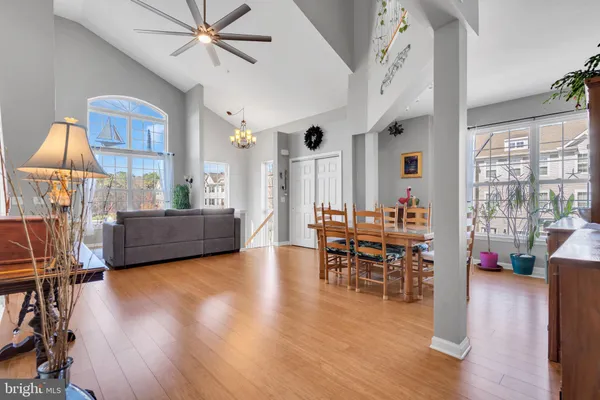 $499,999 | 126 Melanie Way, Manahawkin, NJ 08050