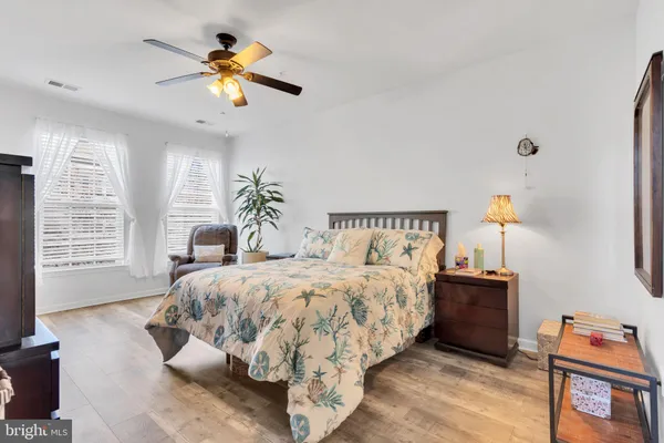 $499,999 | 126 Melanie Way, Manahawkin, NJ 08050