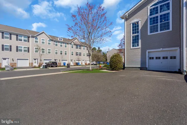$499,999 | 126 Melanie Way, Manahawkin, NJ 08050