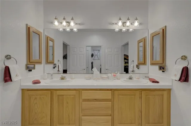 $824,900 | 770 Fairway Drive, Boulder City, NV 89005