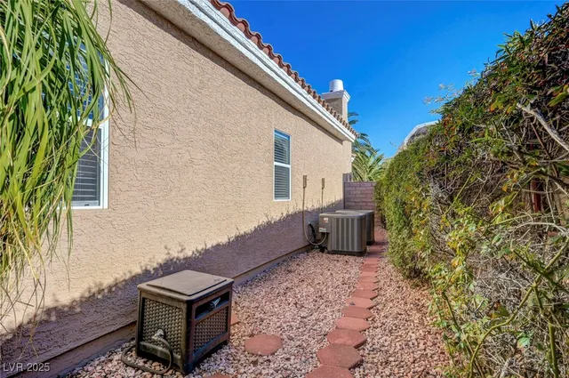 $824,900 | 770 Fairway Drive, Boulder City, NV 89005