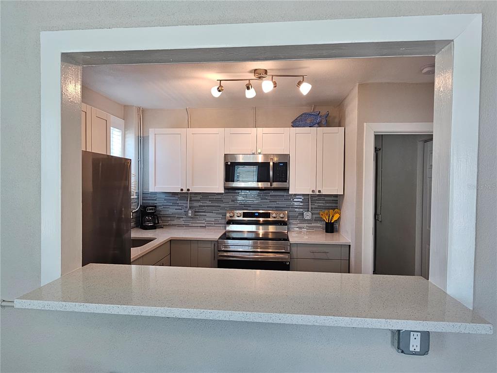 14135 Palm Street Madeira Beach, FL 33708 - Photo 28 of 82