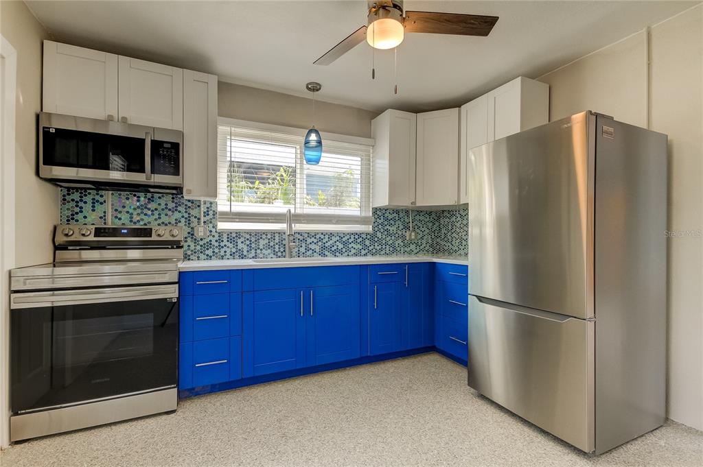 14135 Palm Street Madeira Beach, FL 33708 - Photo 33 of 82