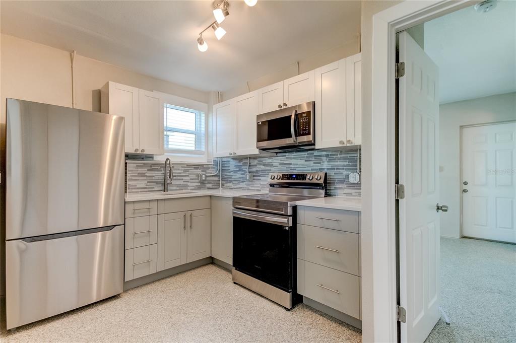 14135 Palm Street Madeira Beach, FL 33708 - Photo 40 of 82